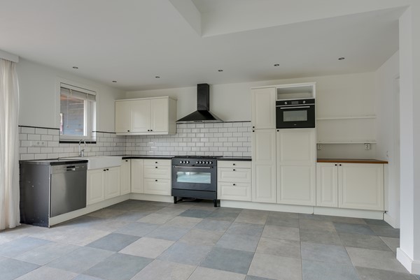 Medium property photo - Generaal van Dedemlaan 37, 5623 GE Eindhoven